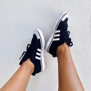 Adidas Nizza Sneakers || Color: Black || Size: 5.5 MENS - 7.5 WOMENS ||